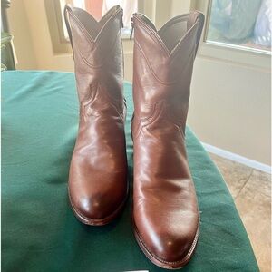 The Dean from Tecovas in Scotch Goat 12D